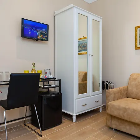 Giacomino Bed & Breakfast 4*